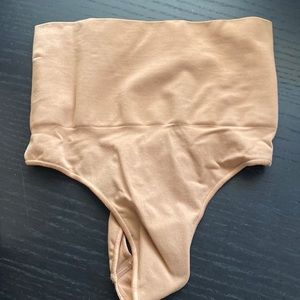 Skims control thong